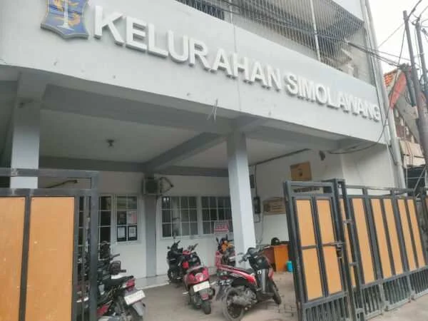 Lurah Simolawang Diduga Persulit Warga Urus SKAW