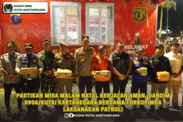 Pastikan Misa Malam Natal Berjalan Aman, Dandim 0906/Kutai Kartanegara Bersama Forkopimda Laksanakan Patroli