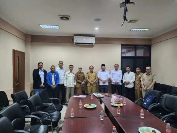 Elly Suhelli Sanjaya Laporkan Keberadaan LIN DPD Banten, Kesbangpol Siap Bersinergi