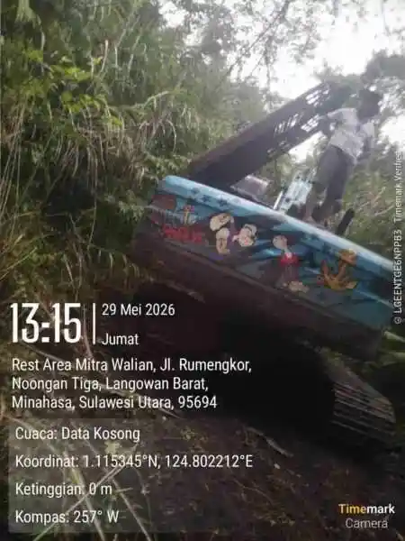 Galian C Ilegal Diduga Dibekingi? Dua Excavator Bebas Menggila di Rest Area Mitra Walian, Warga Tantang Polda Sulut Bertindak!