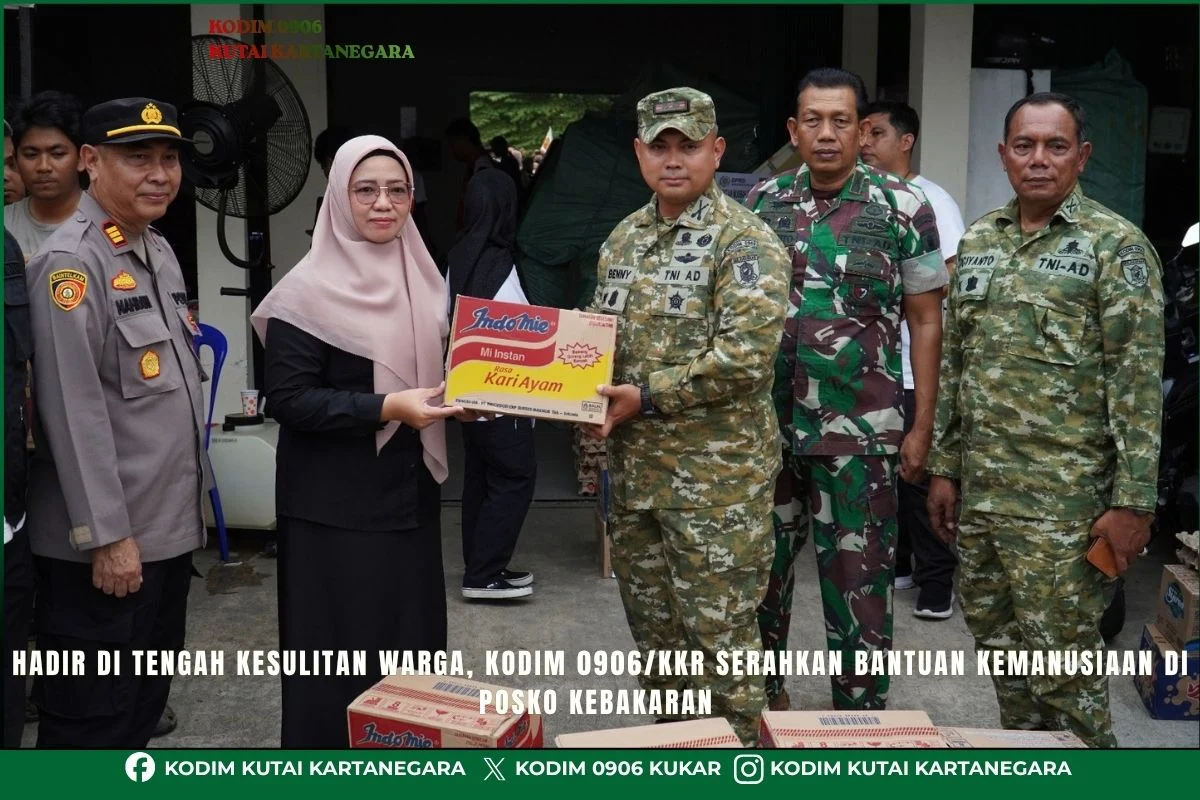 Hadir Di Tengah Kesulitan Warga, Kodim 0906/Kkr Serahkan Bantuan Kemanusiaan Di Posko Kebakaran
