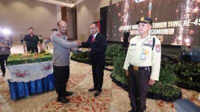 Polda Jatim Peringati HUT Satpam ke-45 Luncurkan Layanan Polisi Penolongku