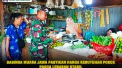 Babinsa Muara Jawa Pastikan Harga Kebutuhan Pokok Pasca Lebaran Stabil