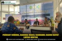 Perkuat Sinergi, Babinsa Wakili Danramil Hadiri Rapat Lintas Sektor