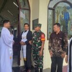 Berikan Rasa Aman kepada Jemaat, Babinsa Manunggal Daya Lakukan Pengamanan Ibadah