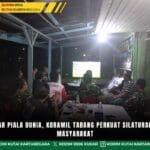 Lewat Nobar Piala Dunia, Koramil Tabang Perkuat Silaturahmi dengan Masyarakat