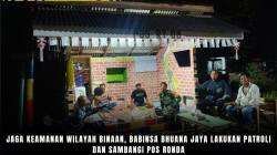 Jaga Keamanan Wilayah Binaan, Babinsa Bhuana Jaya Lakukan Patroli Dan Sambangi Pos Ronda