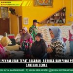 Pastikan Penyaluran Tepat Sasaran, Babinsa Dampingi Pembagian Bantuan Beras
