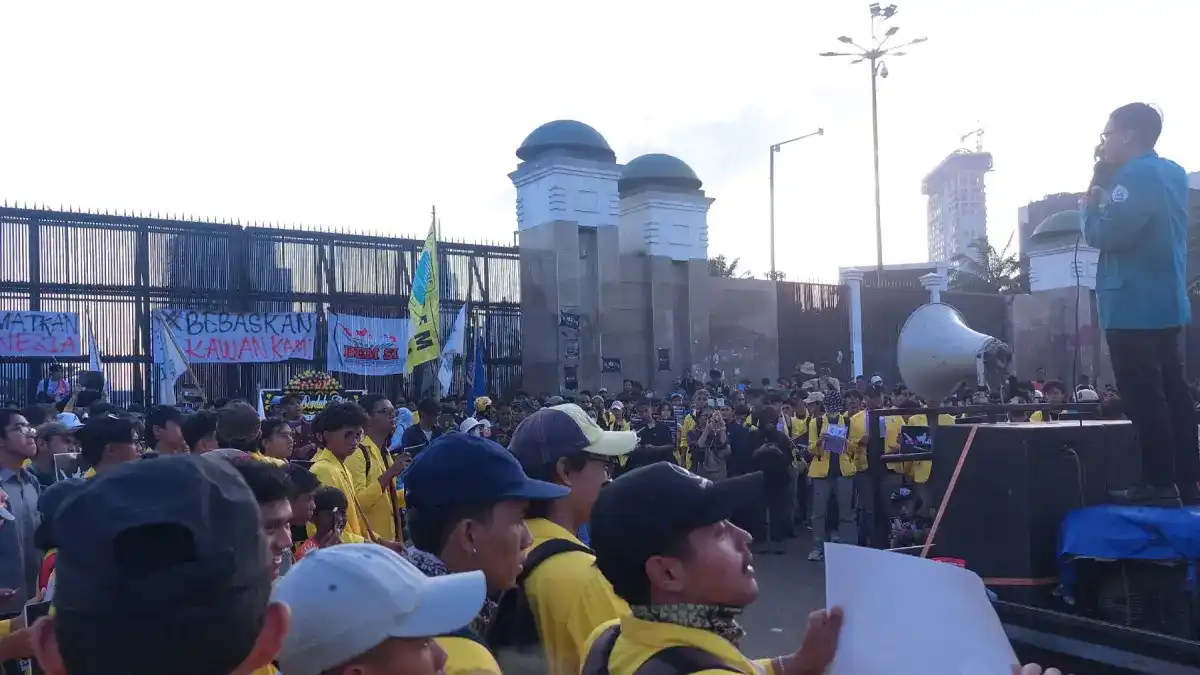 Demo BEM SI di Depan DPR Dikawal 3.983 Personel, Polisi Siapkan Rekayasa Lalu Lintas