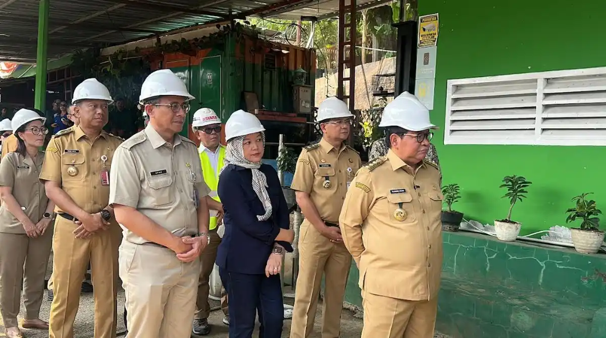 Pemprov DKI Siapkan Perluasan Saringan Sampah ke 11 Sungai