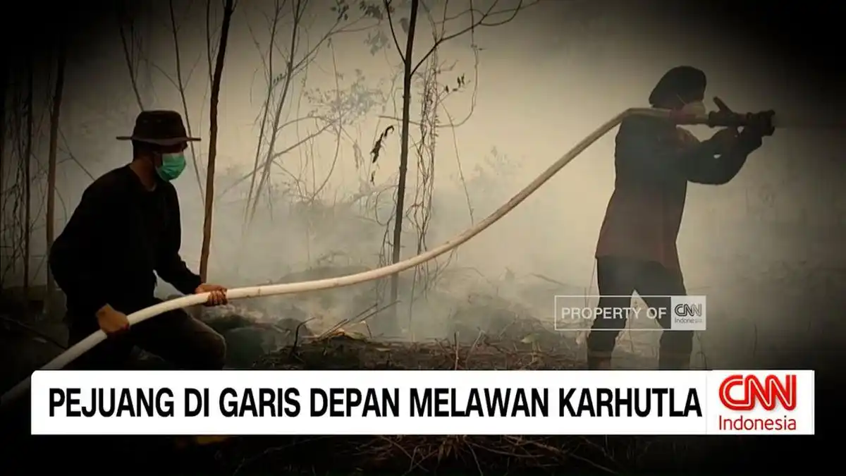 Relawan Bertahan di Tengah Kepungan Asap dan Karhutla Palangka Raya