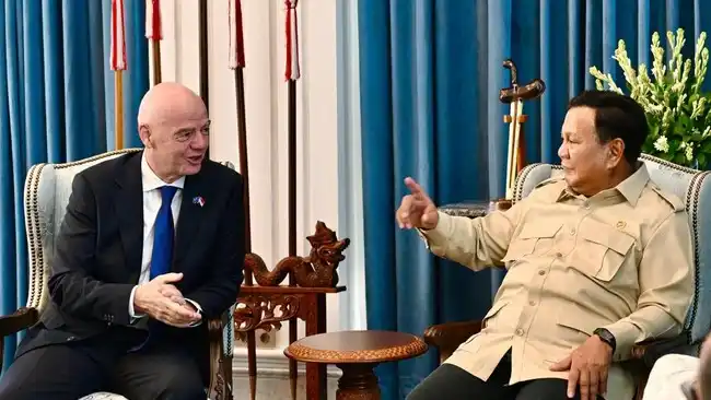 Infantino Bahas Kelanjutan Kerja Sama Sepak Bola dengan Prabowo di Jakarta