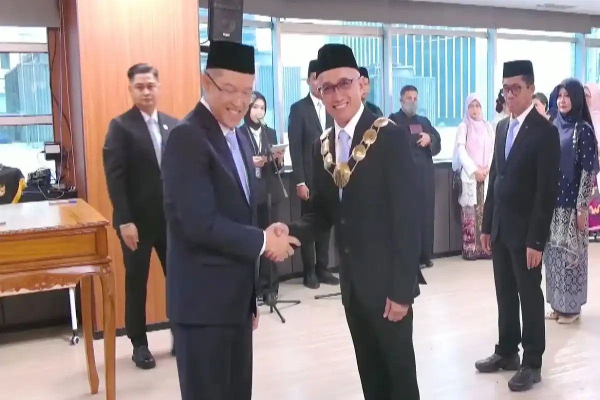 Iwan Aflanie Resmi Pimpin ULM, Dorong Penguatan Tata Kelola dan Ambisi Kampus Berkelas Dunia