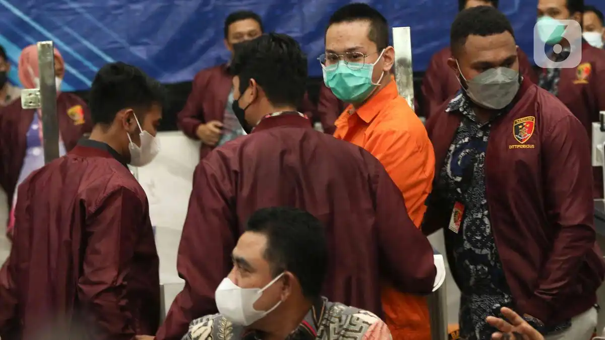 Rudi juga menjelaskan mengenai guest house yang ditemukan di lingkungan luar Lapas Cibinong