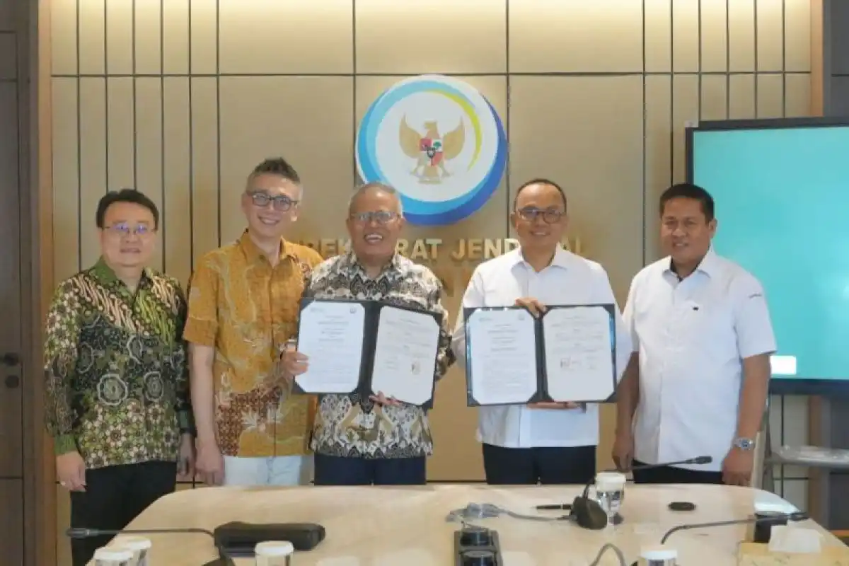 AZEI dan KKP Bangun Kerja Sama untuk Tata Kelola Laut Rendah Emisi