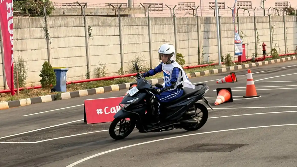 Honda Uji Kompetensi Pelajar dan Guru dalam Keselamatan Berkendara