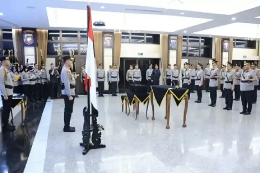 Enam Irjen Pol Naik Pangkat Menjadi Komjen dalam Mutasi Terbaru Polri
