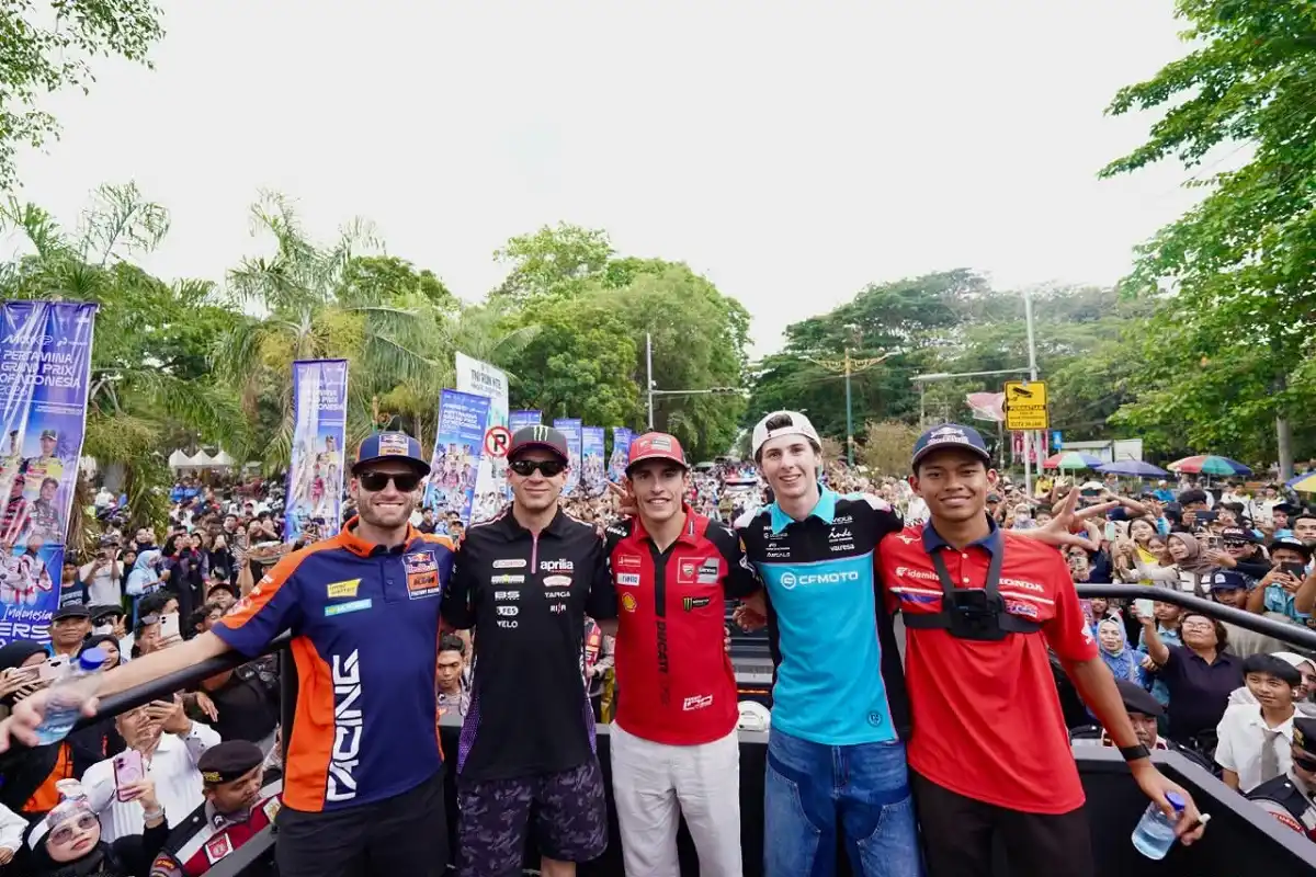 Parade Pembalap MotoGP Mandalika 2026 Hidupkan Antusiasme Warga Mataram