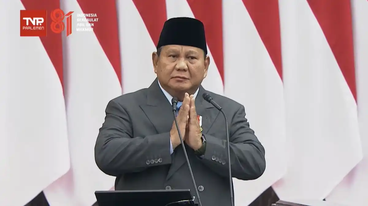 Prabowo Berseloroh soal Sambutan Meriah untuk Sherly Tjoanda di Maluku Utara