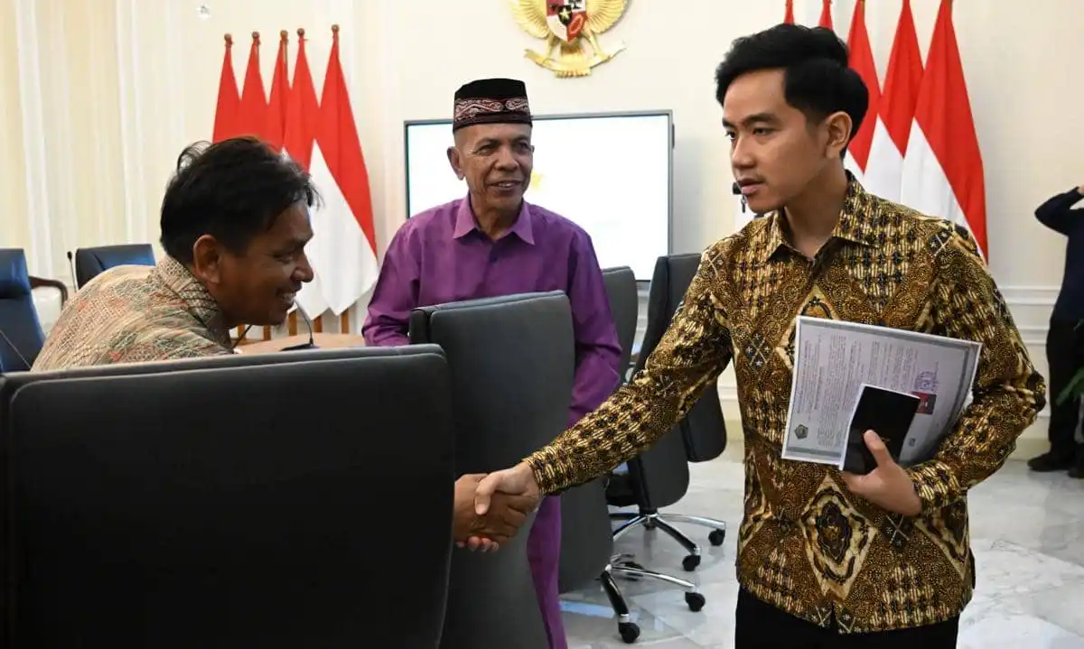 Lima Berita Nasional: Sikap Istana soal Putusan MK, Sidang Febrie, dan Agenda Pemerintahan