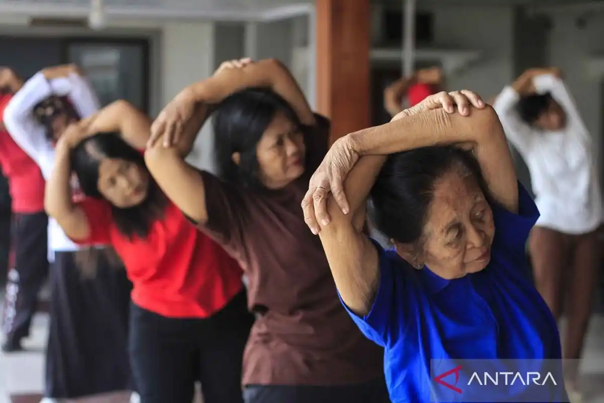 Sekolah Lansia di Solo Dorong Warga Tetap Sehat, Aktif, dan Bermartabat