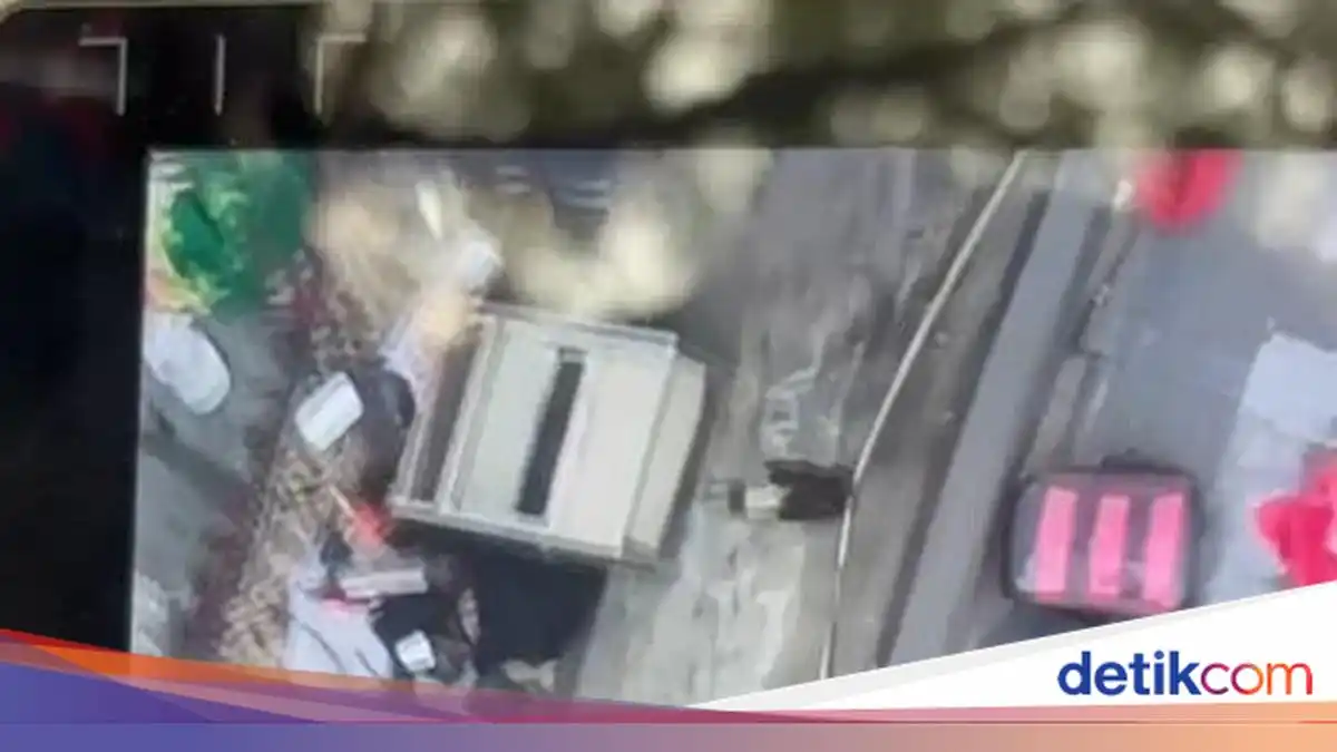 Penggerebekan Dua Kampung Narkoba di Jakarta Barat, 24 Orang Diamankan